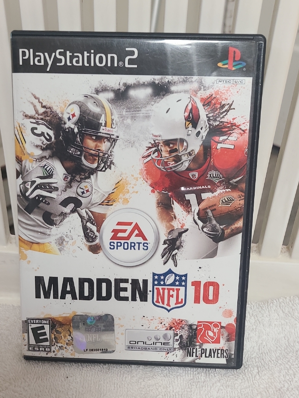 Madden NFL 10 (PlayStation 2) — — White & Red Cover
